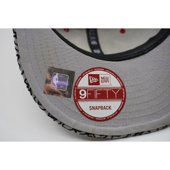 Mitchell & Ness Chicago Bulls “Windy City” NBA Hardwood Classics Snapback Hat. - Picture 4 of 6